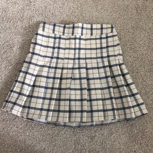 Plaid pleated skirt from Princess Polly!
